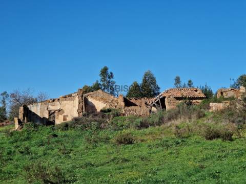Dois Terrenos Com Ruínas -  Vista Serra Monchique - Barragem - Portimão - Casas Velhas