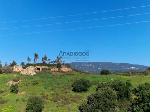 Dois Terrenos Com Ruínas -  Vista Serra Monchique - Barragem - Portimão - Casas Velhas