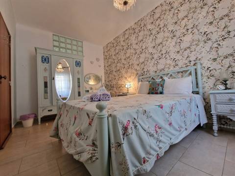 Moradia T3 - Remodelada - Terraços - Alvor Centro - Portimão - Algarve