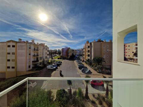Apartamentos T3 - Varandas com 46 m2 - Piscina - Ar Condicionado - Piso Radiante - Lagos - Algarve