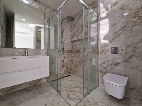 Apartamentos T3 - Varandas com 46 m2 - Piscina - Ar Condicionado - Piso Radiante - Lagos - Algarve