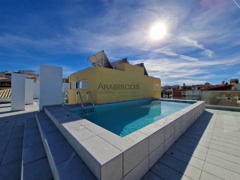 Apartamentos T3 - Varandas com 46 m2 - Piscina - Ar Condicionado - Piso Radiante - Lagos - Algarve