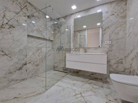 Apartamentos T2 - Varandas desde 29 m2 - Piscina - Ar Condicionado - Piso Radiante - Lagos - Algarve