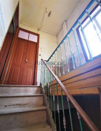 Prédio para reabilitação - Zona ARU - Portimão - Centro - Algarve