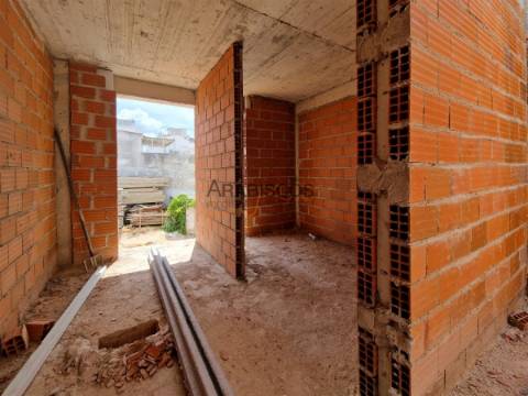 Moradia T4 - Piscina - Barbecue - Piso Radiante - Garagem -Vista Rio - Bela Vista - Lagoa - Algarve