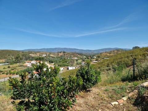 Moradia T2 - Remodelada - Terreno Vedado - Bons acessos - Rasmalho - Portimão - Algarve