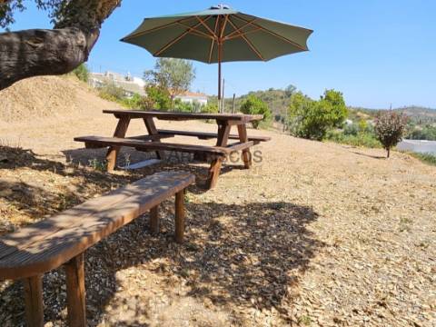 Moradia T2 - Remodelada - Terreno Vedado - Bons acessos - Rasmalho - Portimão - Algarve