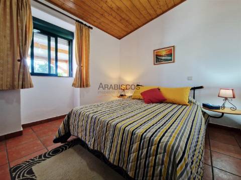 Moradia T2 - Remodelada - Terreno Vedado - Bons acessos - Rasmalho - Portimão - Algarve