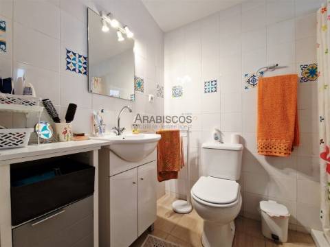 Moradia T2 - Remodelada - Terreno Vedado - Bons acessos - Rasmalho - Portimão - Algarve