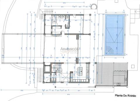 Moradia T4 - Piscina - Garagem - Churrasqueira - Elevador - 4 Suítes - Jardim - Lagos - Algarve