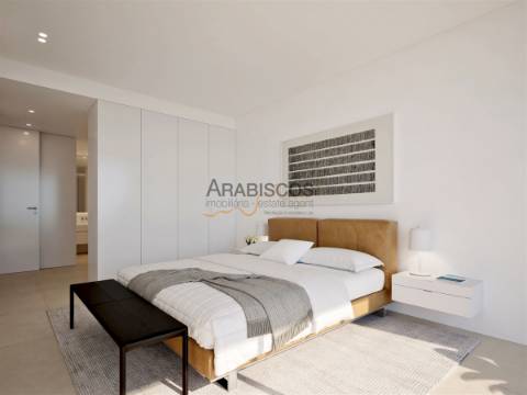 Moradia T4 - Vista Mar - Piscina - 4 Suítes - Piso Radiante - Ar Condicionado - Lagos - Algarve