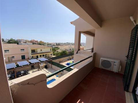 Moradia T4 - Piscina- Jardim- Bela Vista - Lagoa