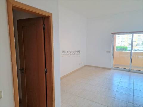 Apartamento T2 - piscina - condominio fechado - Alto Quintão - Portimão