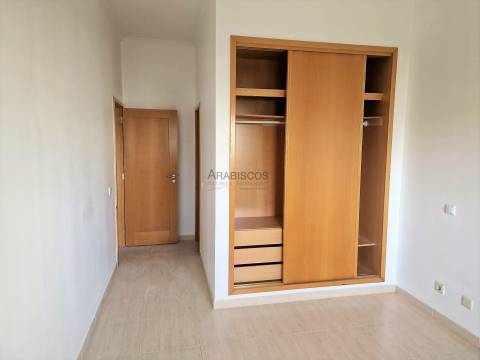 Apartamento T2 - piscina - condominio fechado - Alto Quintão - Portimão