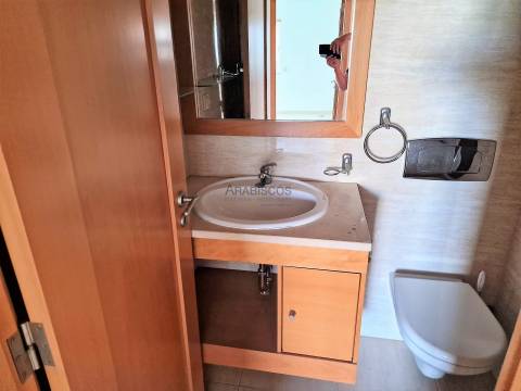 Apartamento T2 - piscina - condominio fechado - Alto Quintão - Portimão