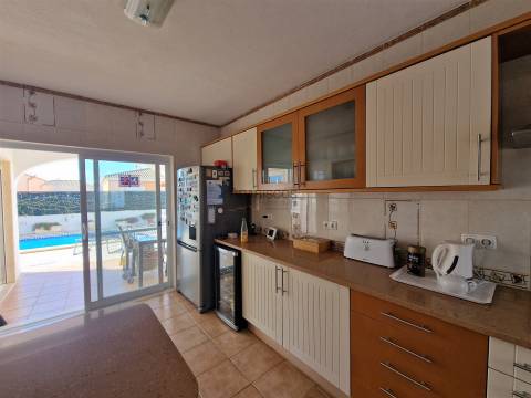 Moradia Tradicional T5 -  piscina - jardim - garagem - terraço com vistas desafogadas - Carvoeiro