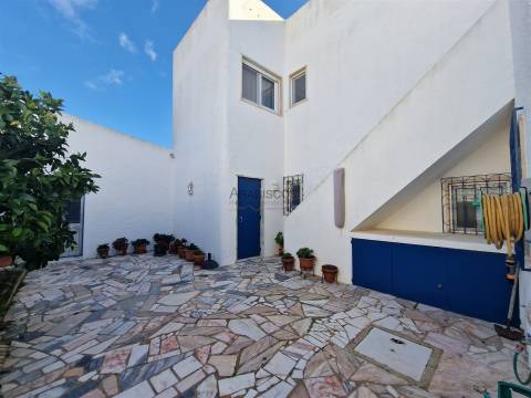 Moradia Tradicional T5 -  piscina - jardim - garagem - terraço com vistas desafogadas - Carvoeiro