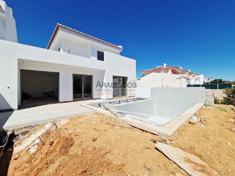 Moradia T4 - Piscina - Garagem - Barbecue - Ar Condicionado - Vale Lagar - Portimão - Algarve