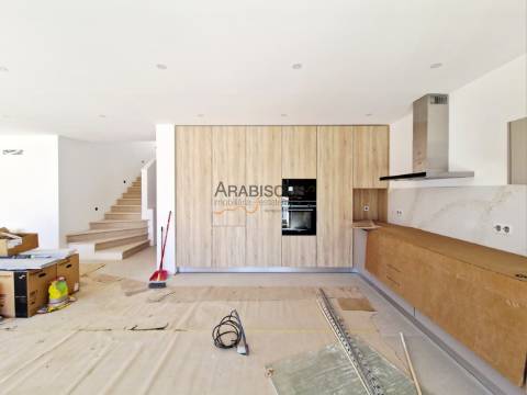 Moradia T4 - Piscina - Garagem - Barbecue - Ar Condicionado - Vale Lagar - Portimão - Algarve