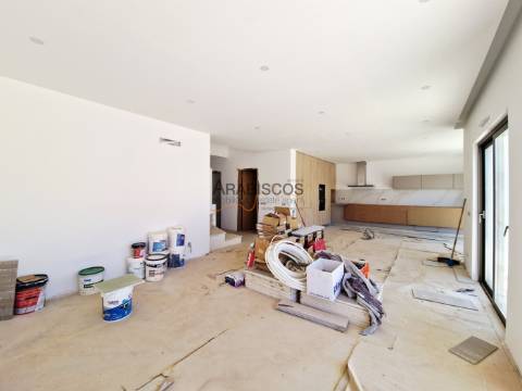 Moradia T4 - Piscina - Garagem - Barbecue - Ar Condicionado - Vale Lagar - Portimão - Algarve