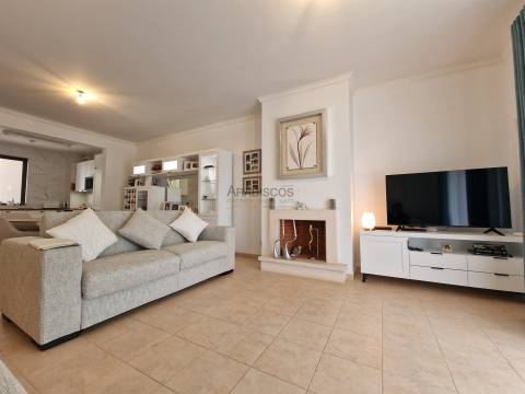 Excelente Apartamento T2 - remodelado - piscina - campo de golfe - Alto Golf - Alvor