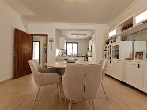 Excelente Apartamento T2 - remodelado - piscina - campo de golfe - Alto Golf - Alvor