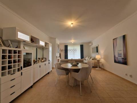 Excelente Apartamento T2 - remodelado - piscina - campo de golfe - Alto Golf - Alvor
