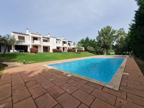 Excelente Apartamento T2 - remodelado - piscina - campo de golfe - Alto Golf - Alvor