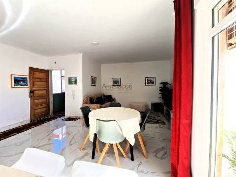 Apartamento T1 - Varanda - Vista Mar - Lugar de Garagem - Praia da Rocha - Portimão - Faro - Algarve