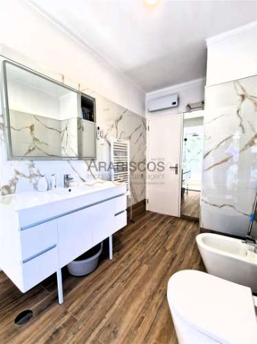 Apartamento T1 - Varanda - Vista Mar - Lugar de Garagem - Praia da Rocha - Portimão - Faro - Algarve