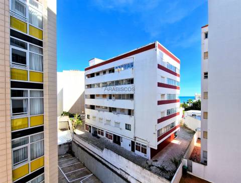 Apartamento T1 - Varanda - Vista Mar - Lugar de Garagem - Praia da Rocha - Portimão - Faro - Algarve