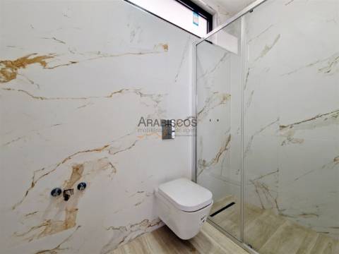 Moradia Isolada T3 - Piscina - Garagem 3 carros - Jardim - Monte Canelas - Portimão - Algarve