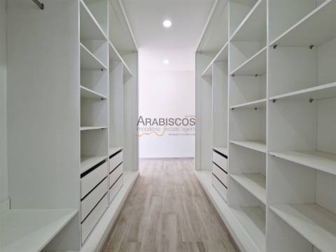 Moradia Isolada T3 - Piscina - Garagem 3 carros - Jardim - Monte Canelas - Portimão - Algarve