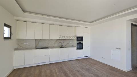 Apartamento T3 - Condomínio privado - piscina - Garagem - Alvor
