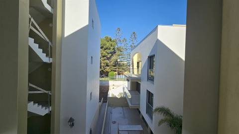 Apartamento T3 - Condomínio privado - piscina - Garagem - Alvor