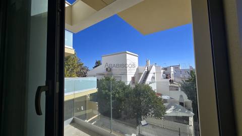 Apartamento T2 - Condominio privado - piscina - Garagem - Alvor