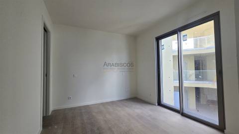 Apartamento T2 - Condominio privado - piscina - Garagem - Alvor