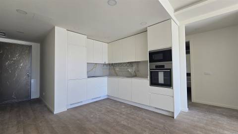 Apartamento T2 - Condominio privado - piscina - Garagem - Alvor