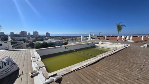 Apartamento T2 - Condominio privado - piscina - Garagem - Alvor