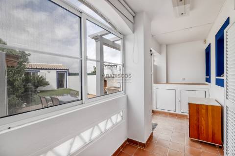 Moradia T3 - Sótão - Jardim - Varandas - Ferragudo - Algarve