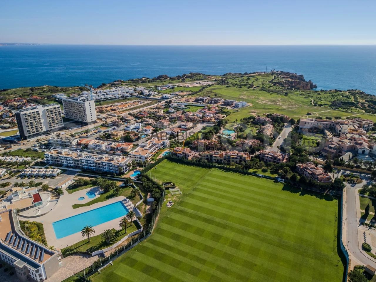 Lote de Terreno - Construção Moradia Isolada - Porto de Mós - Lagos - Algarve