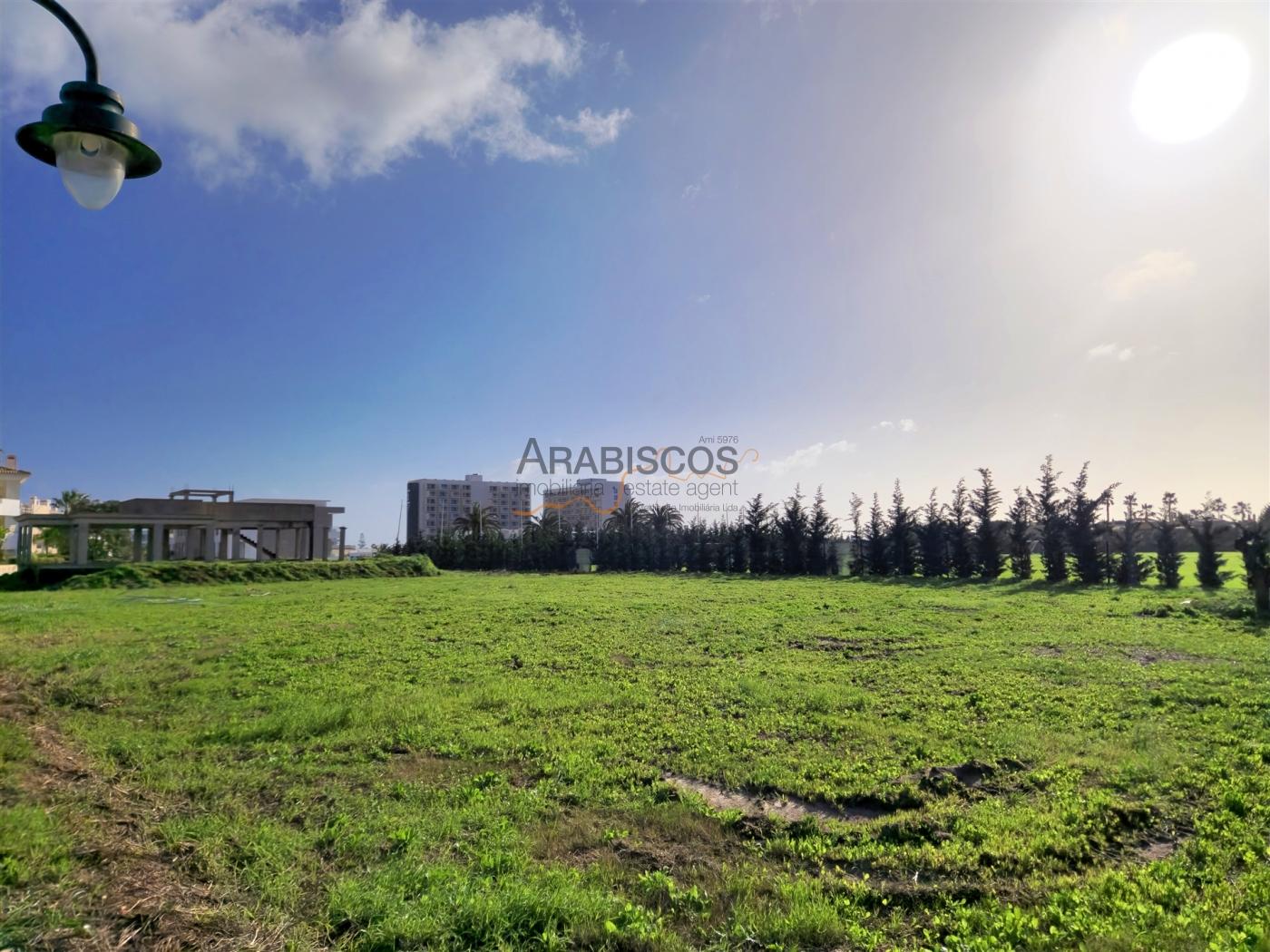 Lote de Terreno - Construção Moradia Isolada - Porto de Mós - Lagos - Algarve