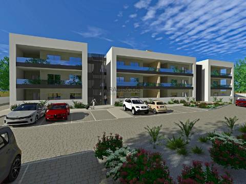 Apartamento T3 - Condomínio Privado - Piscina - Garagem - Má Partilha - Alvor - Algarve