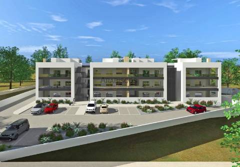 Apartamento T3 - Condomínio Privado - Piscina - Garagem - Má Partilha - Alvor - Algarve