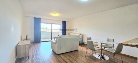 Apartamento T2 - condominio fechado - piscina - lugar garagem - Portimão