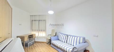 Apartamento T2 - condominio fechado - piscina - lugar garagem - Portimão