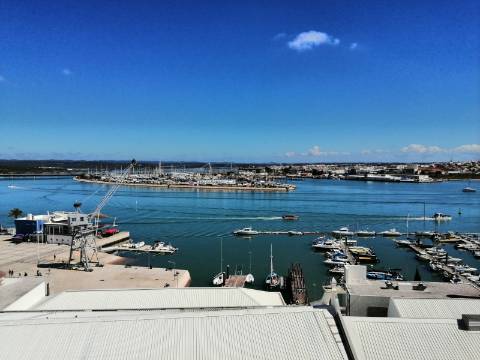 Apartamento T2 - Vista Rio - Portimão - Algarve