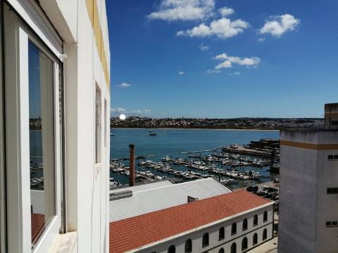 Apartamento T2 - Vista Rio - Portimão - Algarve