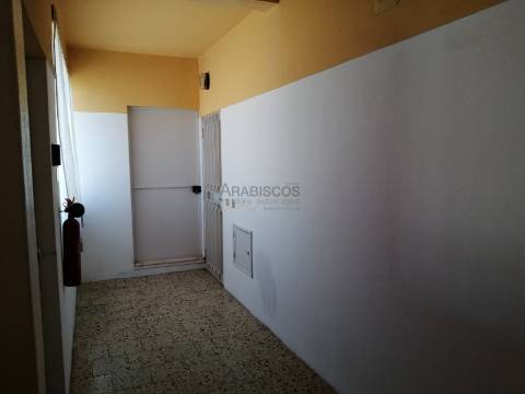 Apartamento T2 - Vista Rio - Portimão - Algarve