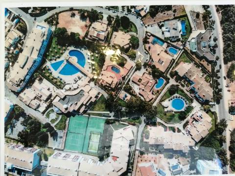 Estúdio - Vila Rosa - Condomínio fechado - Piscinas - Lugar garagem - Portimão